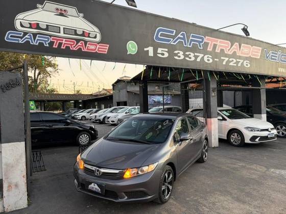 HONDA CIVIC 1.8 LXS 16V FLEX 4P AUTOMÁTICO HONDA CIVIC 1.8 LXS 16V FLEX 4P AUTOMÁTICO